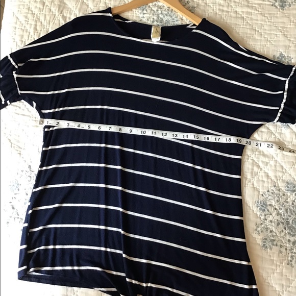 Striped Ruffle sleeve Top - Picture 8 of 10